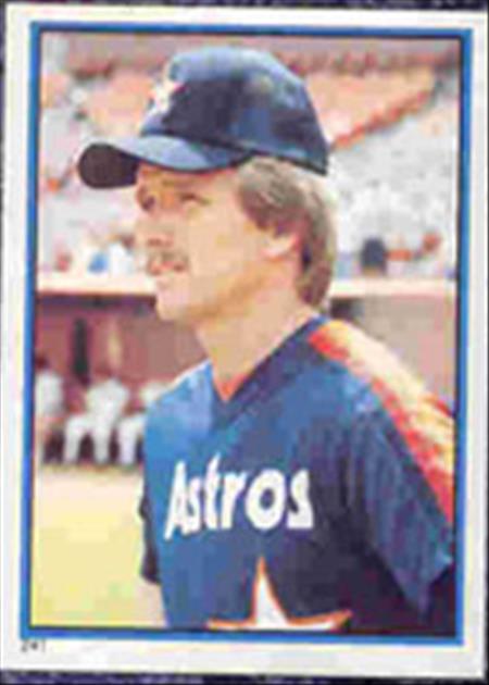 1983 Topps Baseball Stickers     241     Alan Ashby